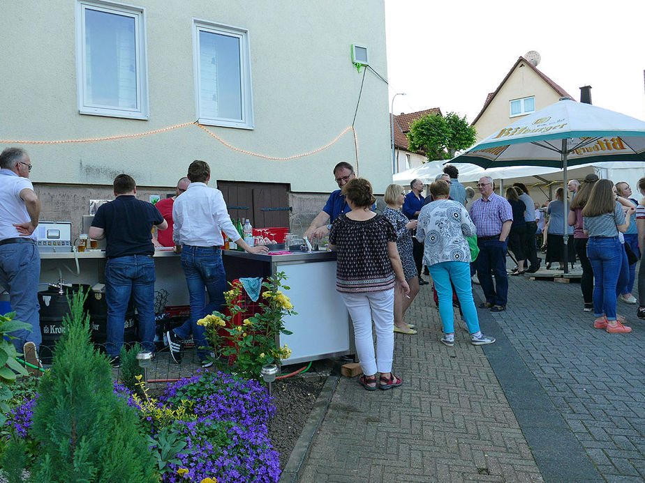 Sommerserenade vor dem "Chorfürst" (Foto: Karl-Franz Thiede)